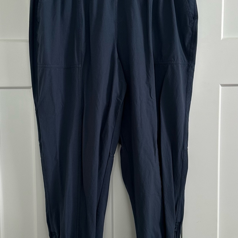 Calla Women’s Dark Blue Joggers Size L